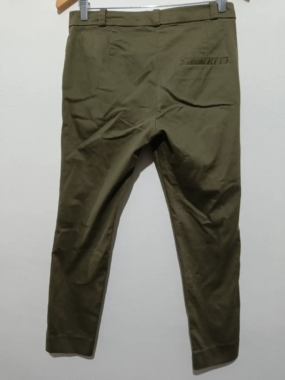 Pantalon tobillero Mango Basics talla 38 ver medidas, foto 5