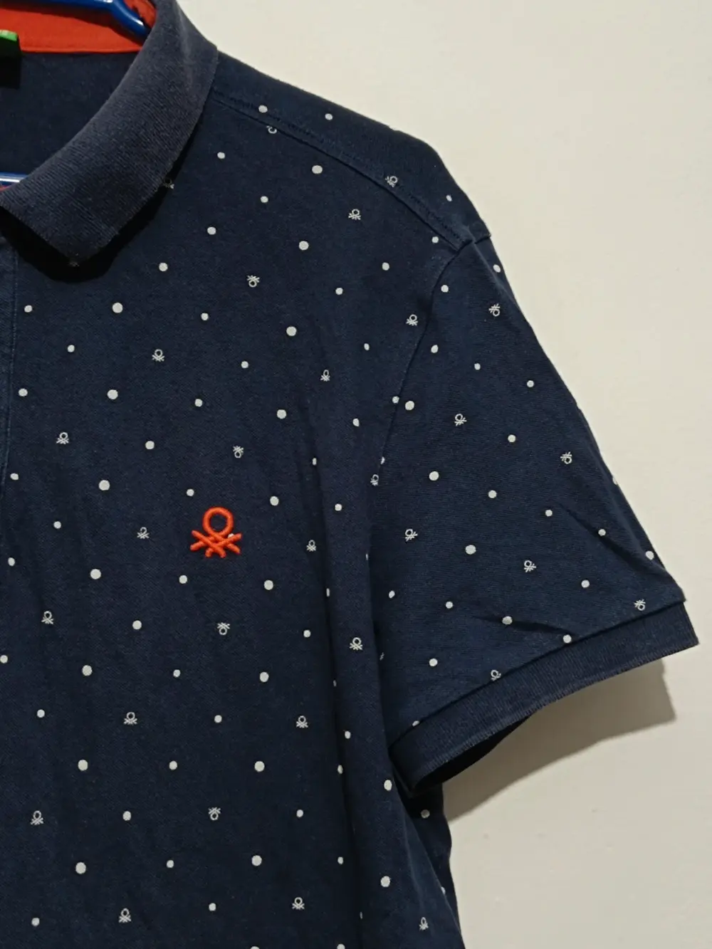 Polo manga corta a topos United colors of Benetton talla L, foto 2