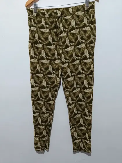 Pantalon estampado hojas Zeeman talla 42 ver medidas