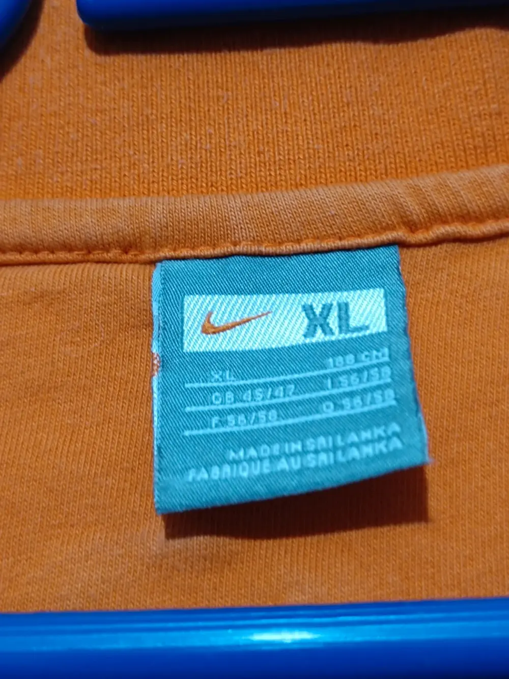 Polo vintage Valencia FC Nike talla XL pero sirve para L ver medidas, foto 4