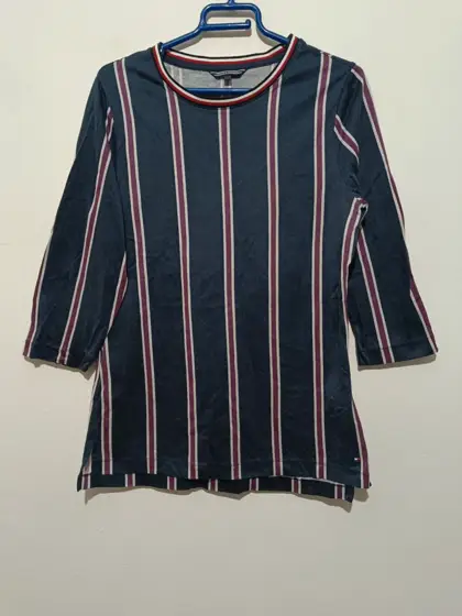 Camiseta a rayas manga 3/4 Tommy Hilfiger talla L