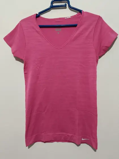 Camiseta deportiva mujer Nike dri-fit talla S