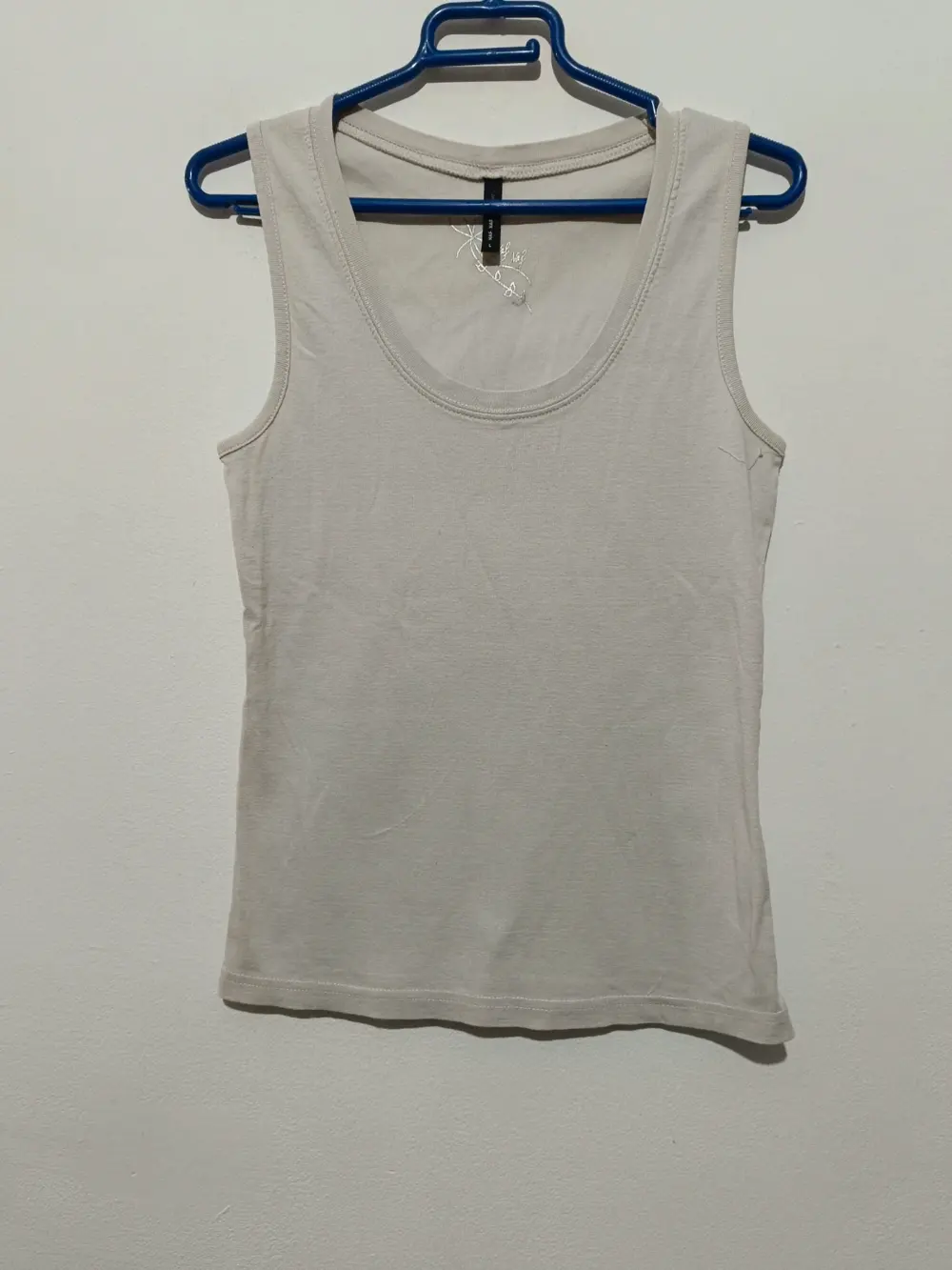 Camiseta sin mangas Naf Naf talla L