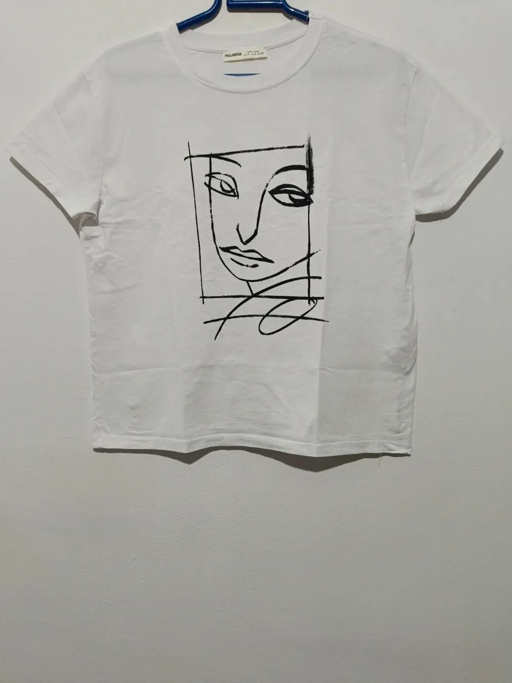 Camiseta grafico cara Pull & Bear talla S