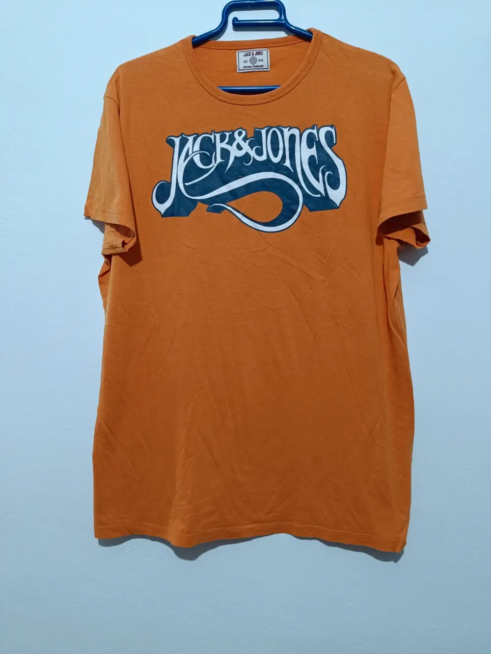 Camiseta manga corta Jack & Jones talla XL sirve para L ver medidas