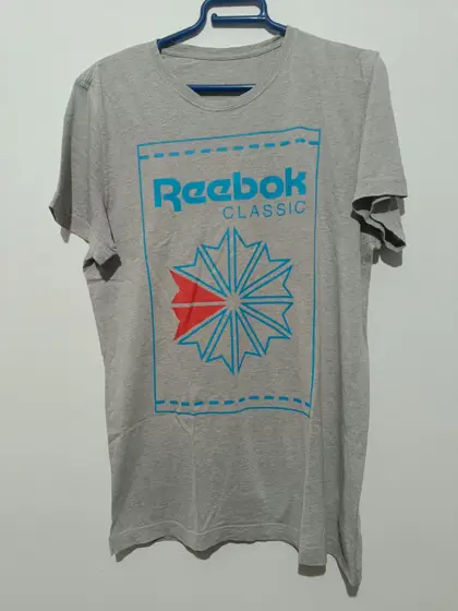 Camiseta manga corta Reebok Classic talla S ver medidas