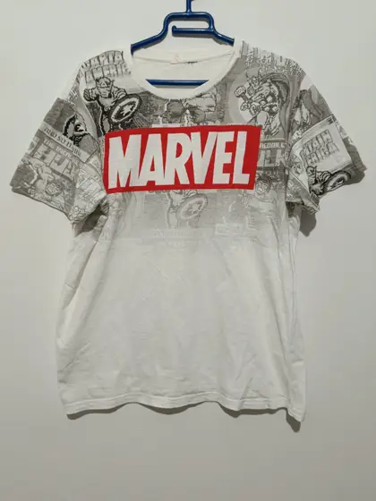 Camiseta manga corta Marvel talla M sirve para L ver medidas