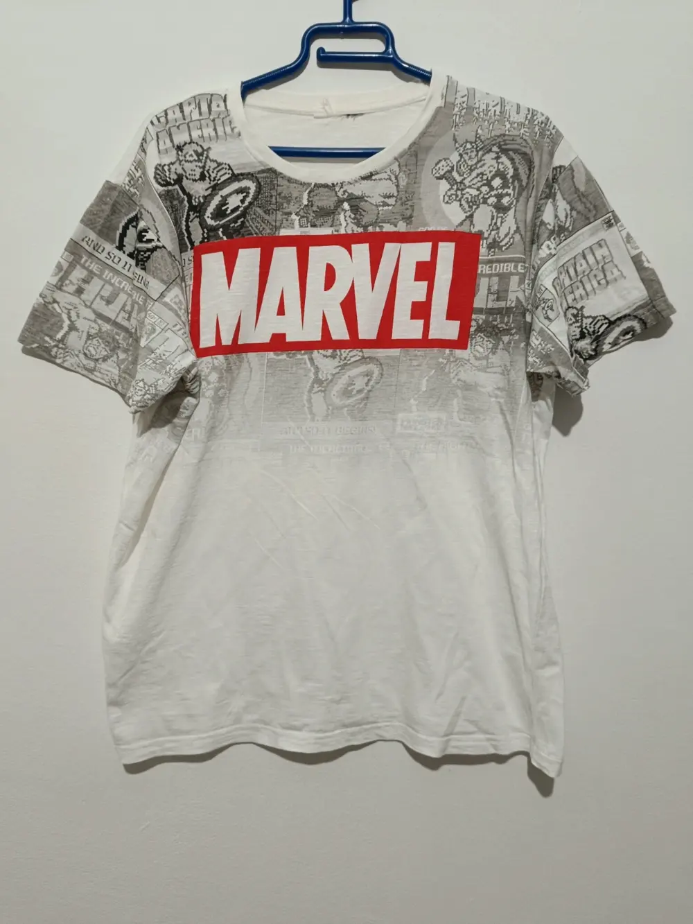 Camiseta manga corta Marvel talla M sirve para L ver medidas