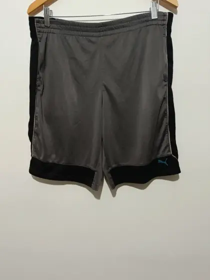 Pantalon corto Puma talla L ver medidas