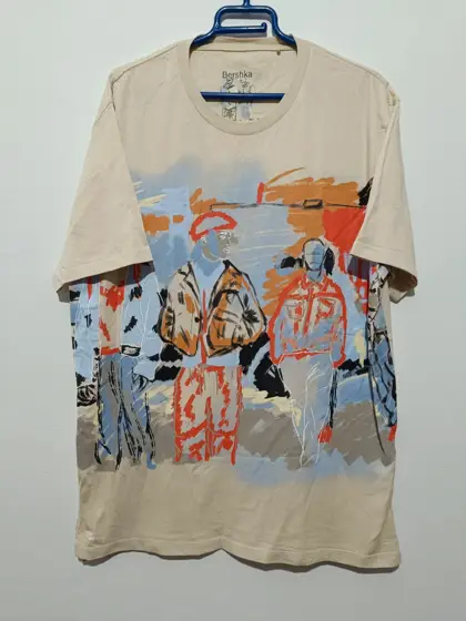 Camiseta estampada Bershka talla L