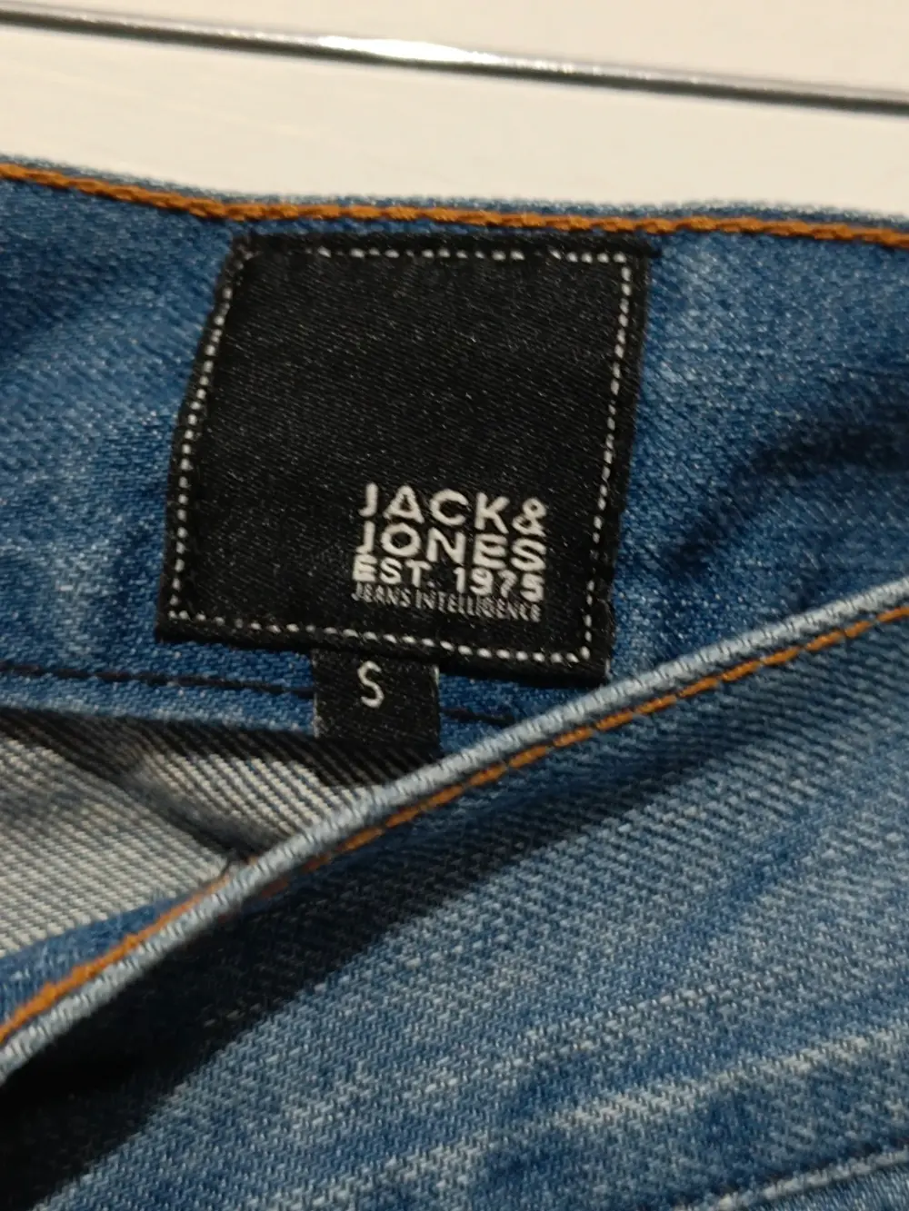 Pantalon vaquero corto Jack & Jones talla S ver medidas, foto 4