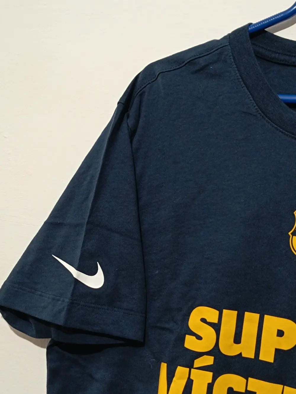 Camiseta FC Barcelona Soporte Victimas Turquía y Siria talla L Nike, foto 3