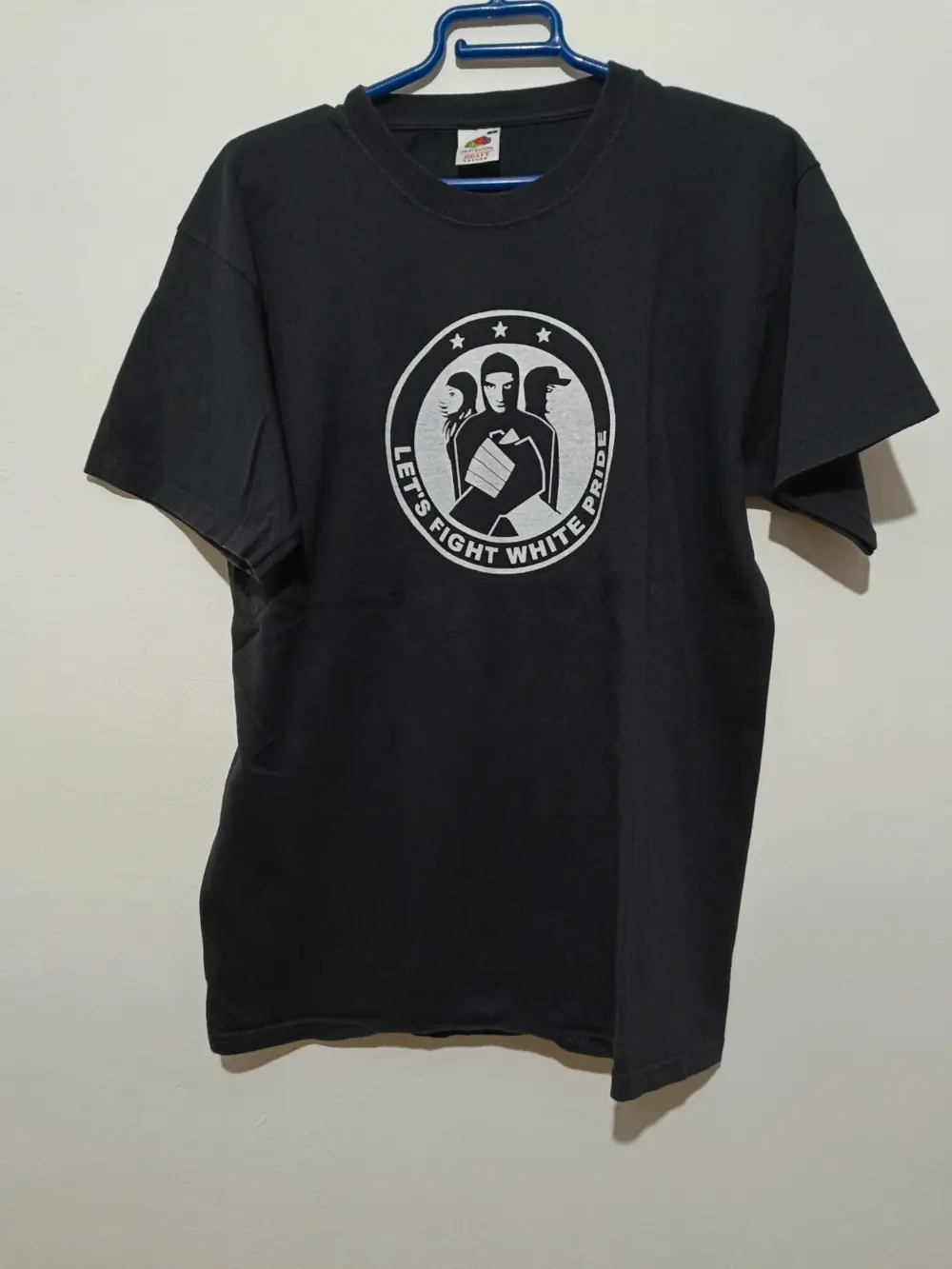 Camiseta manga corta Let's fight white pride talla L sirve para M ver medidas Fruit of the loom