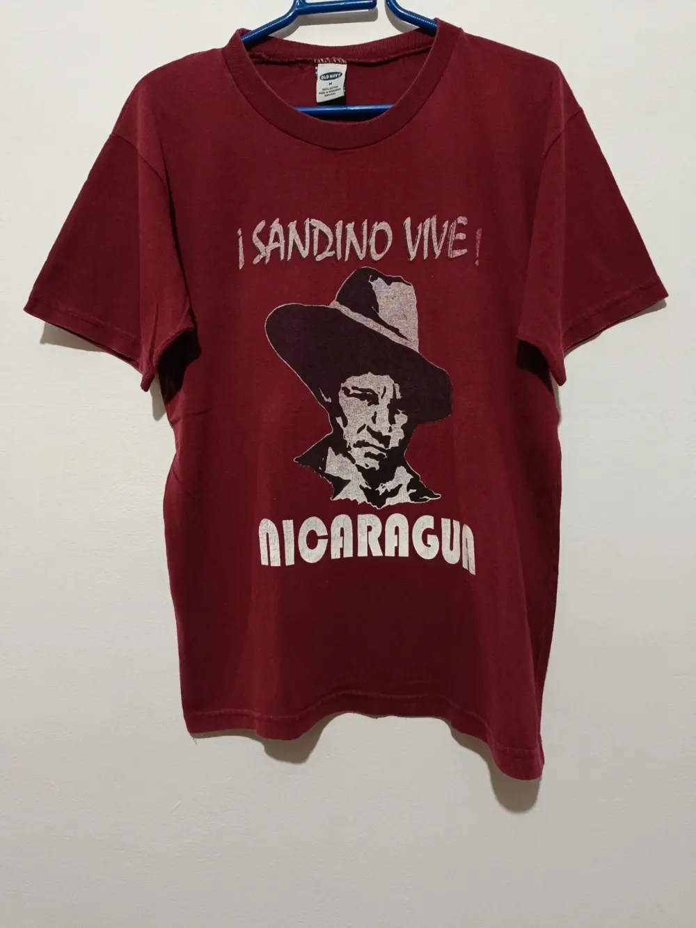 Camiseta vintage Sandino Vive Nicaragua old navy talla M