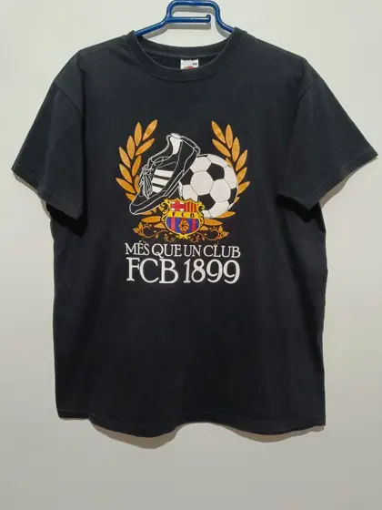 Camiseta FC Barcelona "Mes que un club" talla M Fruit of the loom