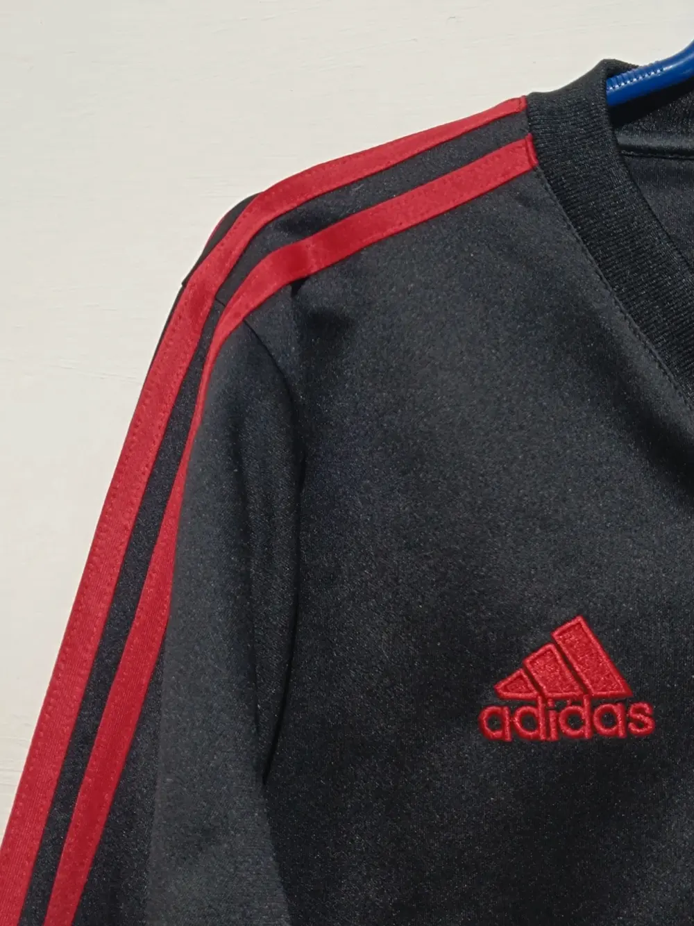 Sudadera Manchester United Adidas talla L sirve para M ver medidas, foto 5