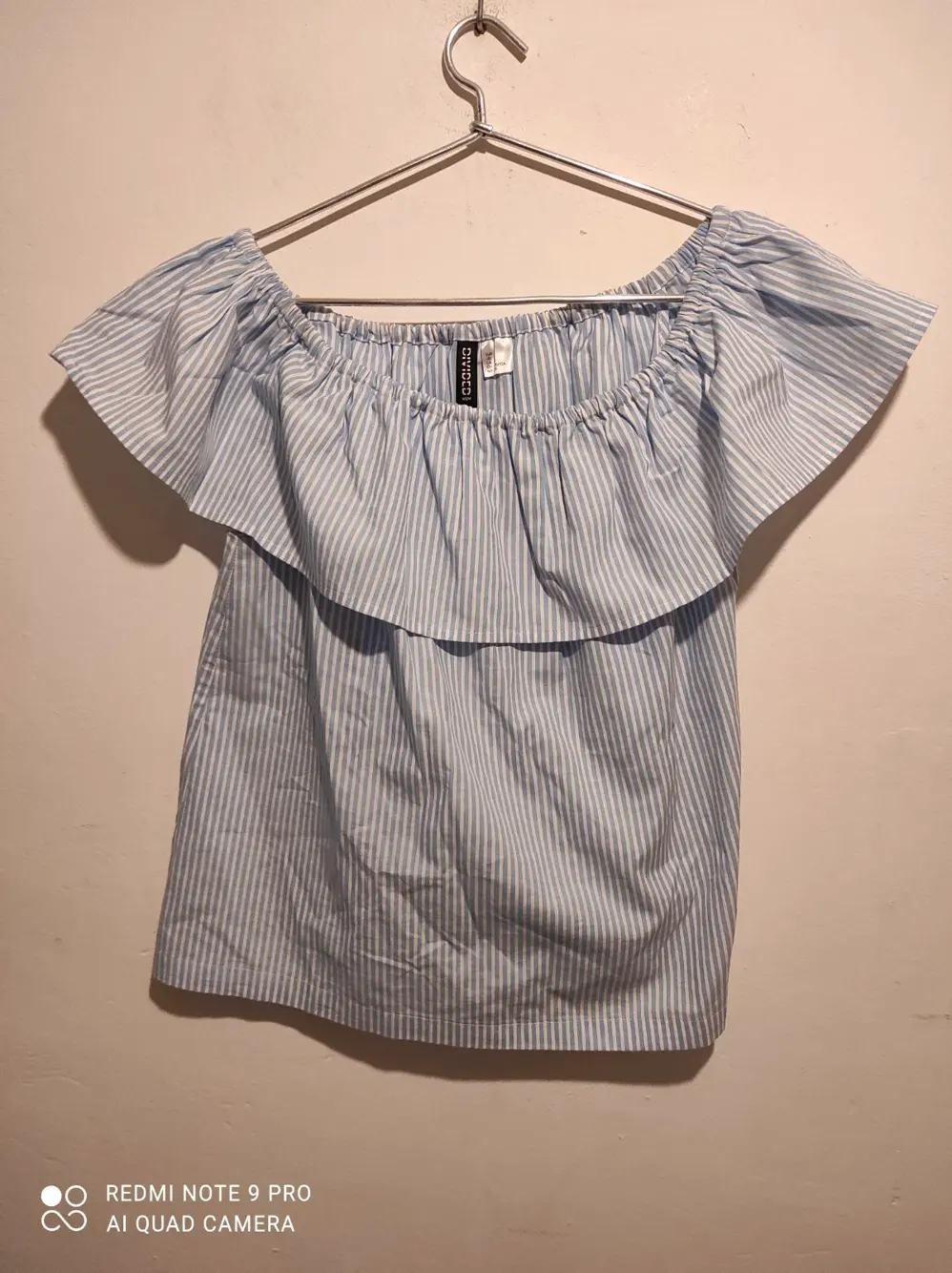 Blusa Divided talla 40 L
