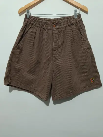 Pantalon short vintage Nike tenis talla L