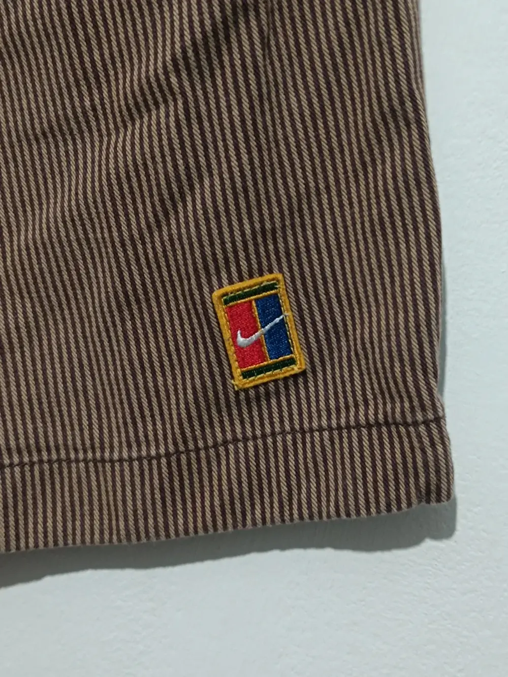 Pantalon short vintage Nike tenis talla L, foto 2