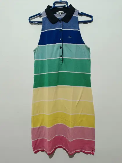 Vestido Lacoste multicolor talla 44 pero da para poca talla ver medidas!!