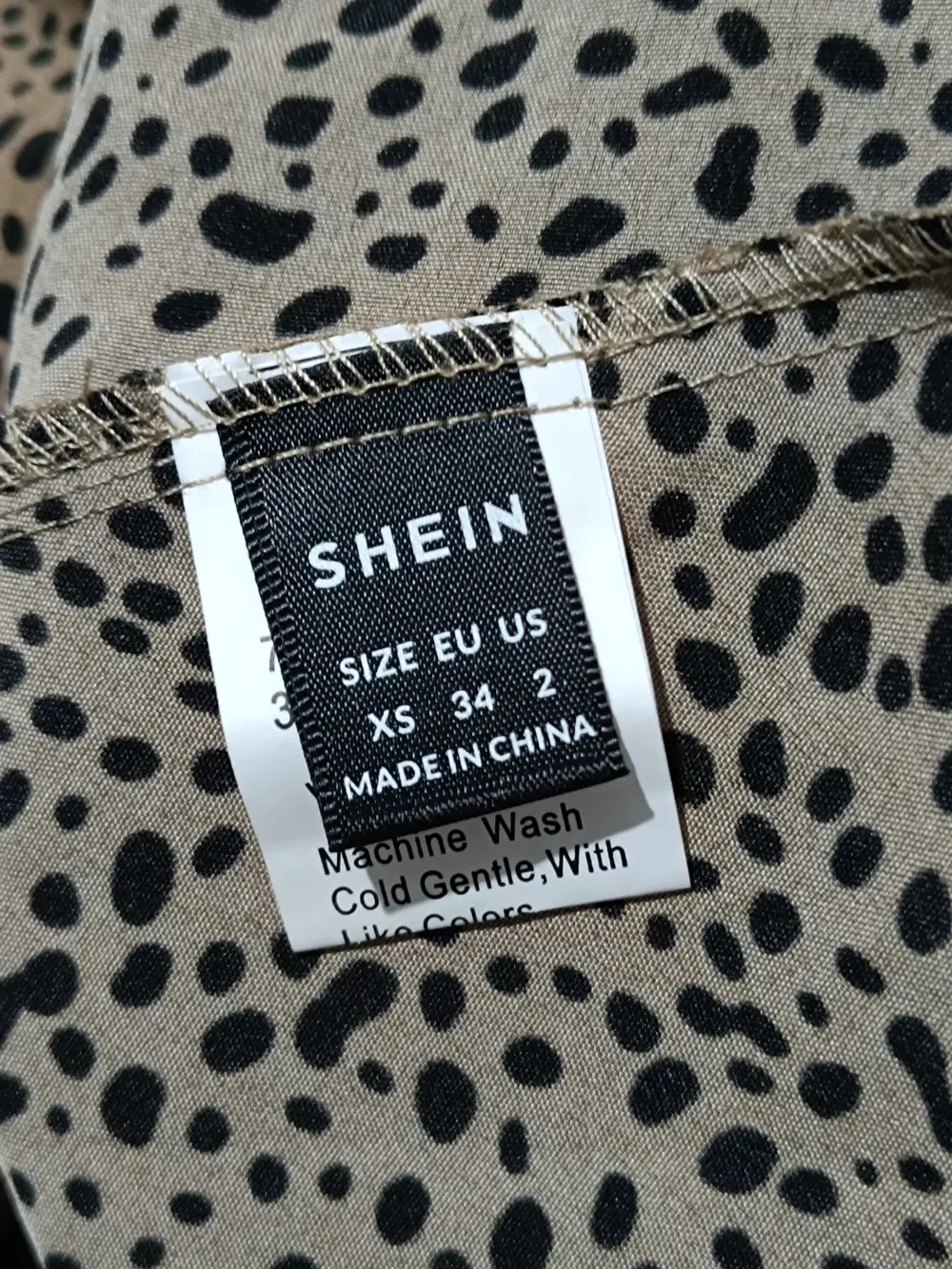 Vestido a topos estilo animal con volantes en falda Shein talla XS, foto 5