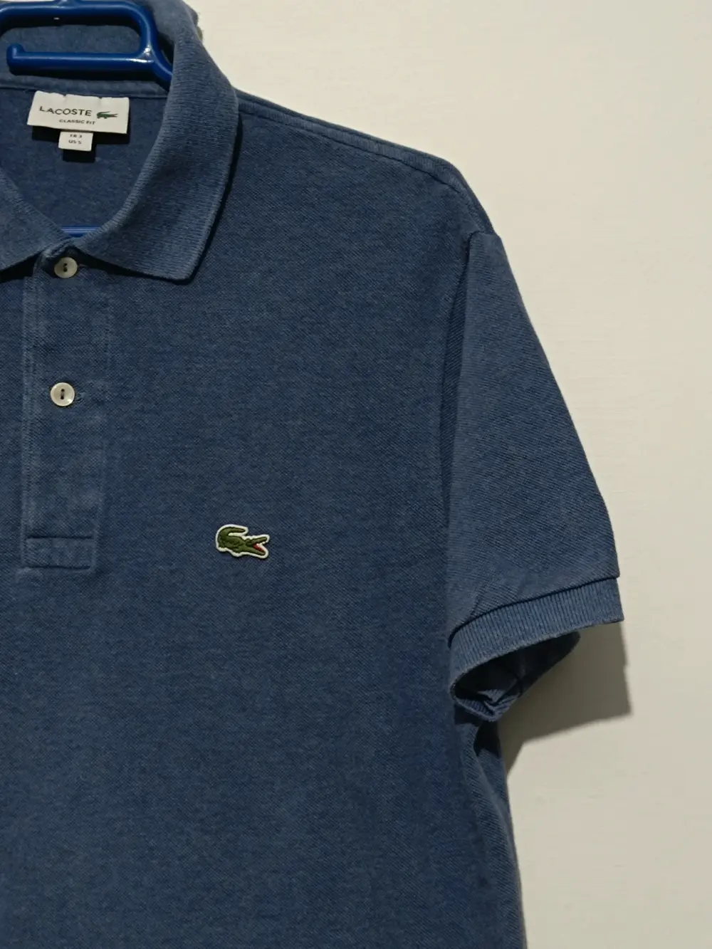 Polo manga corta Lacoste talla 3 equivale a una S, foto 2