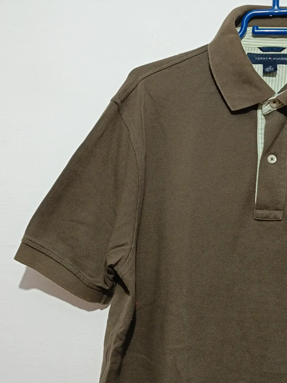 Polo manga corta Tommy Hilfiger talla M sirve para L ver medidas, foto 2