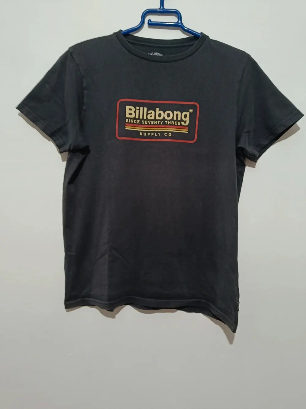 Camiseta Billabong talla 16 años sirve para S ver medidas