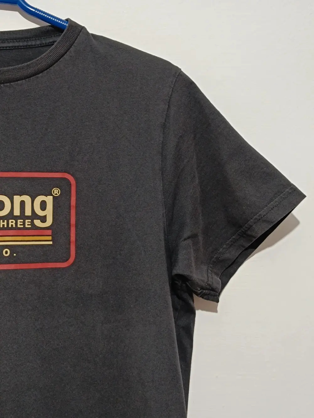Camiseta Billabong talla 16 años sirve para S ver medidas, foto 4
