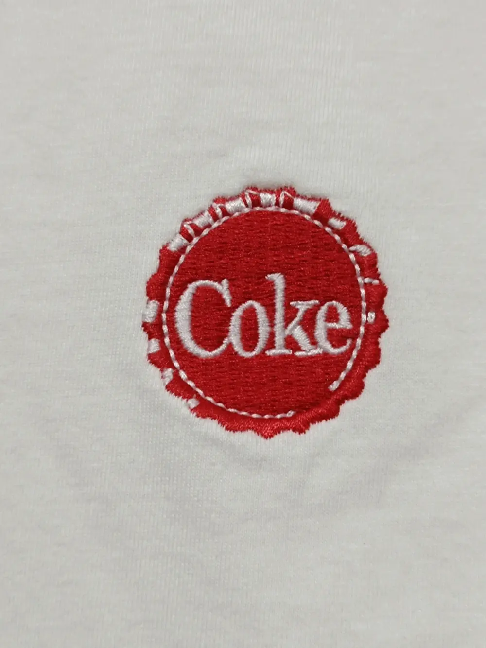 Camiseta Coca-Cola Bershka talla XL, foto 4