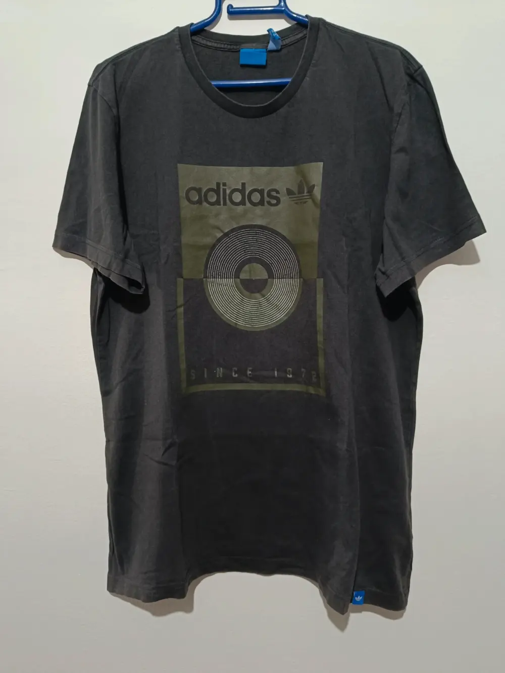Camiseta Adidas originals talla XL ver medidas