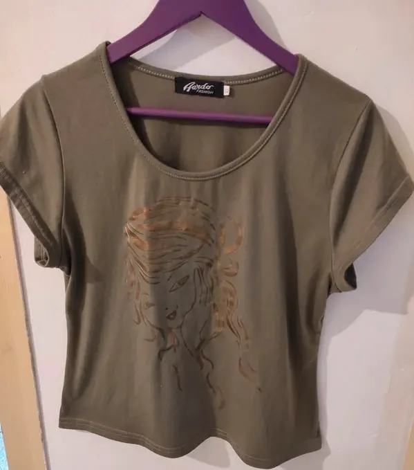 Camiseta fashion Aardor