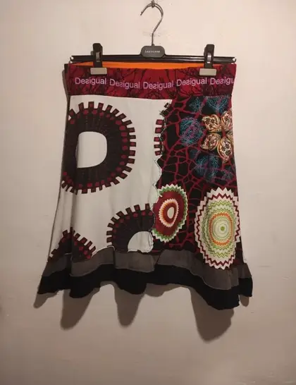 Falda Desigual Talla L