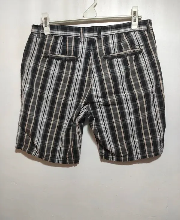 Pantalon corto de cuadros Pierre cardin talla M, foto 4