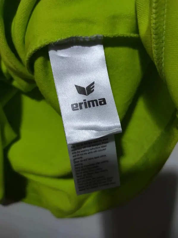 Camiseta futbol femenino Erima talla M pero sirve L, foto 5