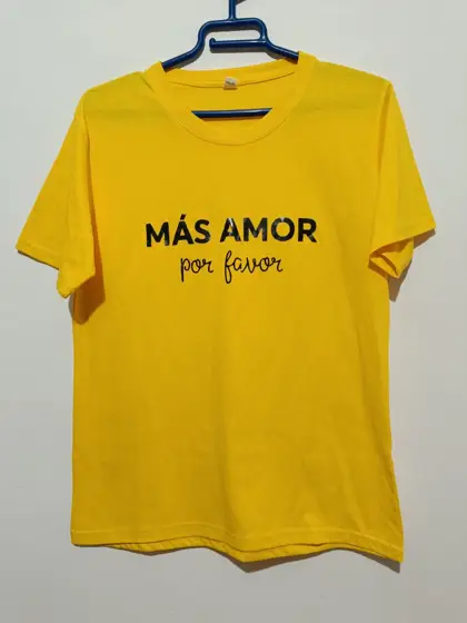 Camiseta Mas amor por favor talla M