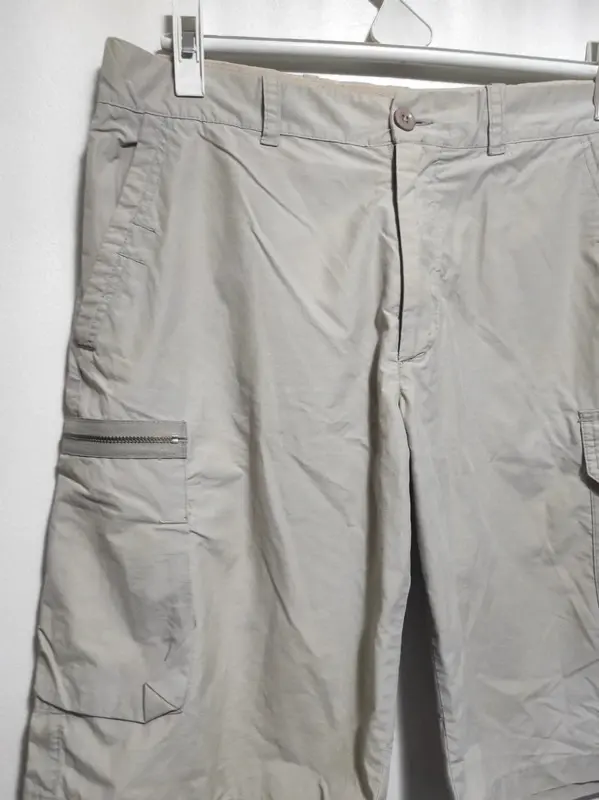 Pantalon corto cargo Napapijri talla 48 pero es una 42, foto 4