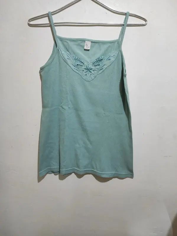 Camiseta blusa sin mangas Gina locardo