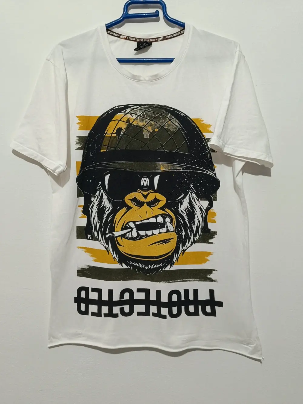 Camiseta estampada Gorilla talla L sirve para M ver medidas