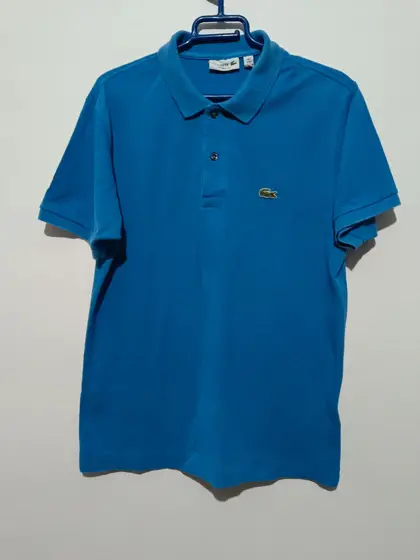 Polo manga corta Lacoste Classic fit talla 4 equivale a una M