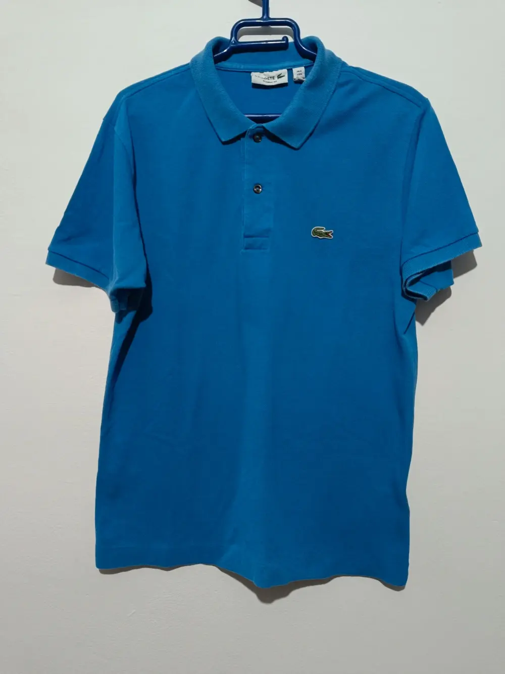 Polo manga corta Lacoste Classic fit talla 4 equivale a una M