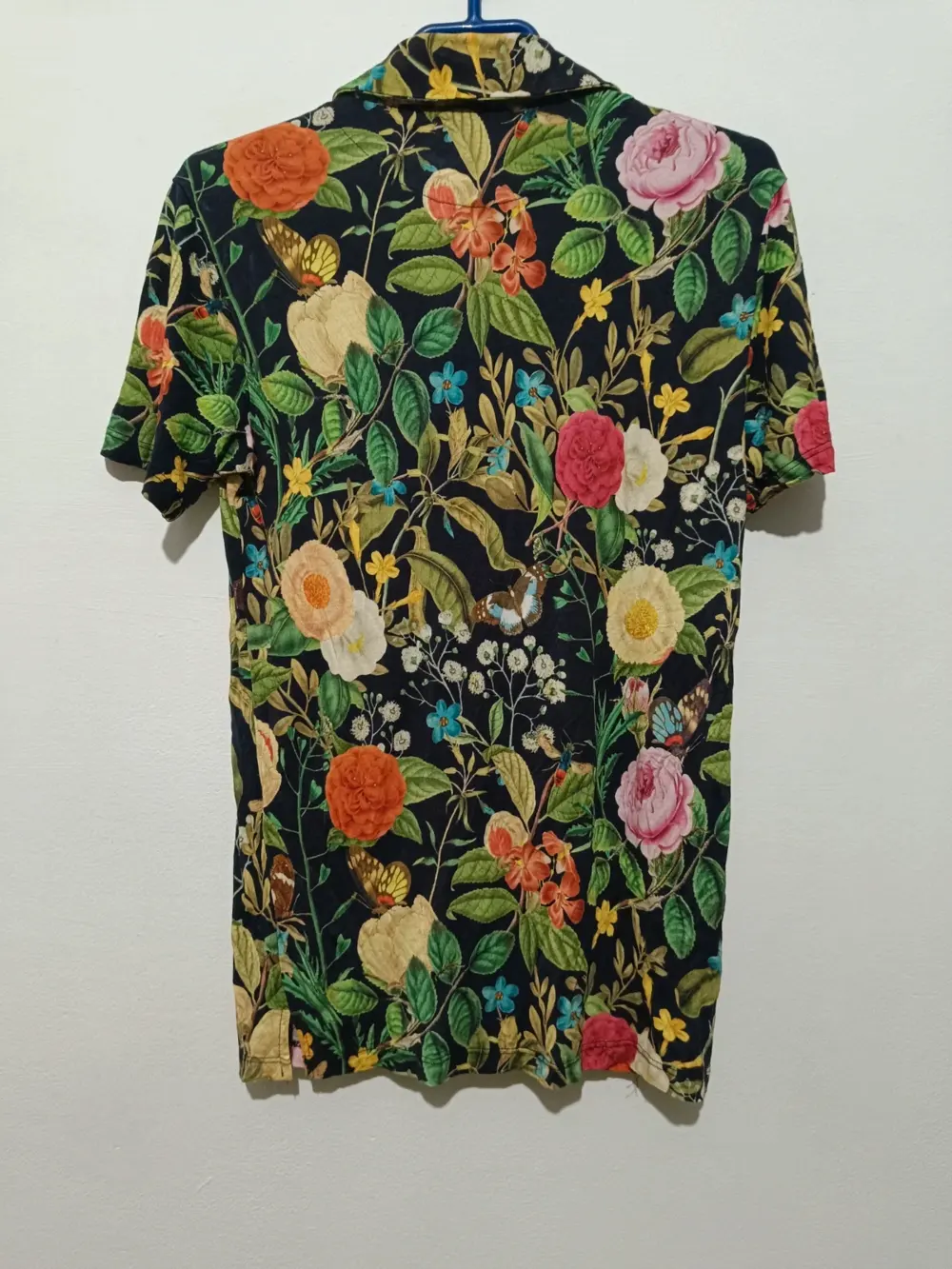 Camiseta estampada manga corta con flores Zara man talla S, foto 5