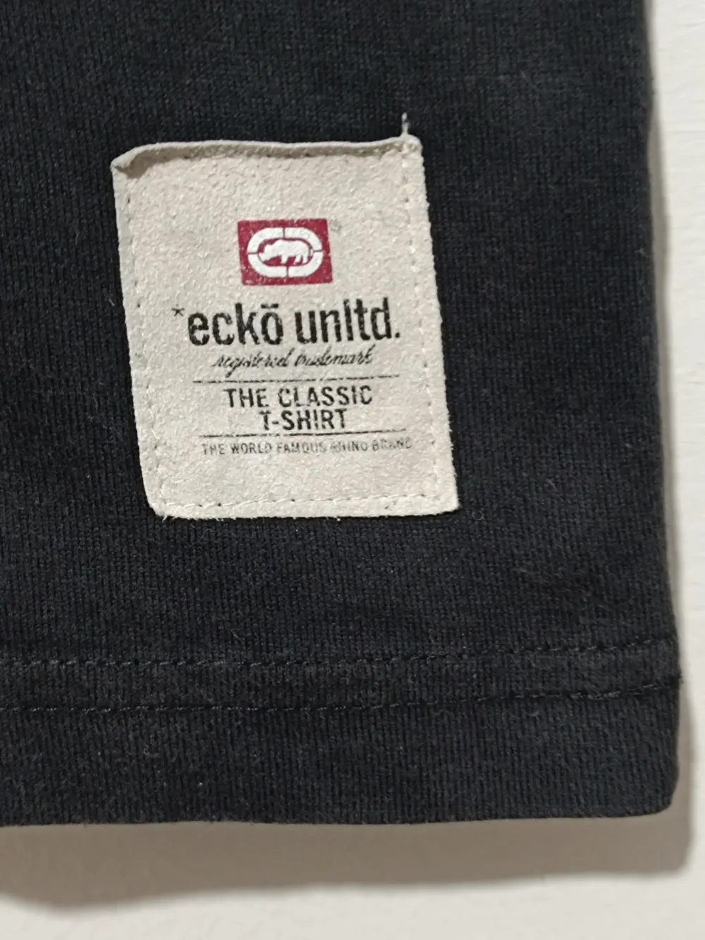 Camiseta vintage Ecko Unltd. Con estampado grafiti Y2K talla sirve para XS/S ver medidas, foto 2