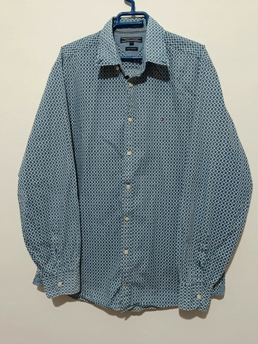 Camisa a topos manga larga Tommy Hilfiger New York fit talla XL