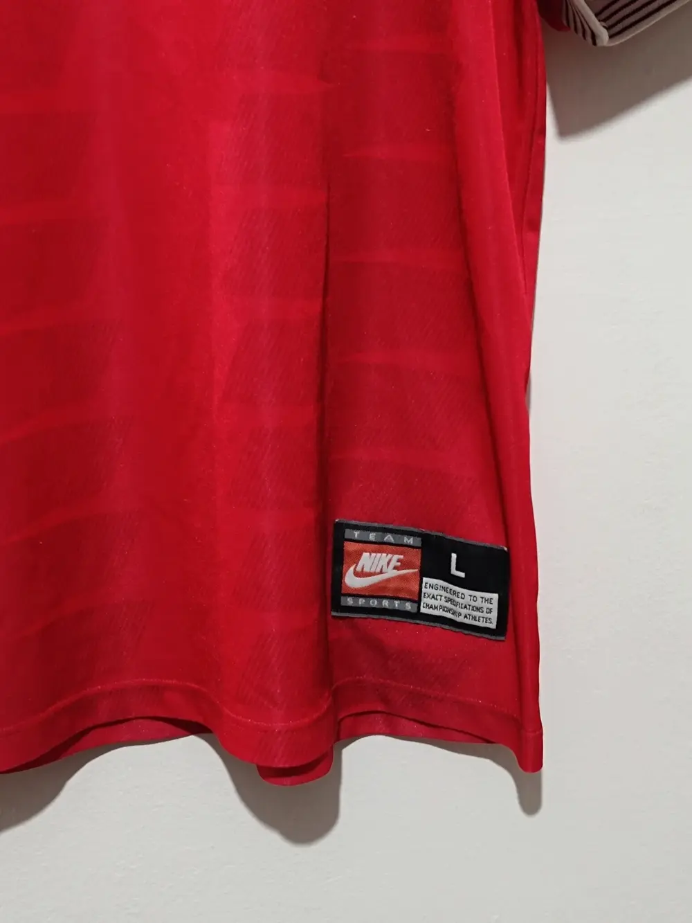 Camiseta vintage Nike roja talla L, foto 2