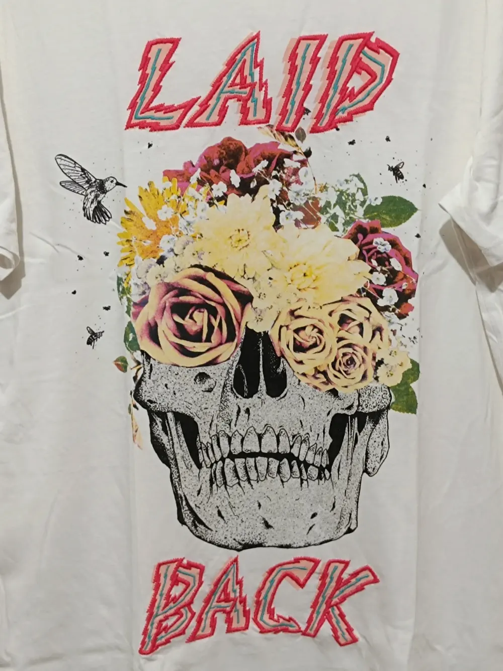 Camiseta manga corta Laid Back Guess talla M sirve para L ver medidas, foto 2