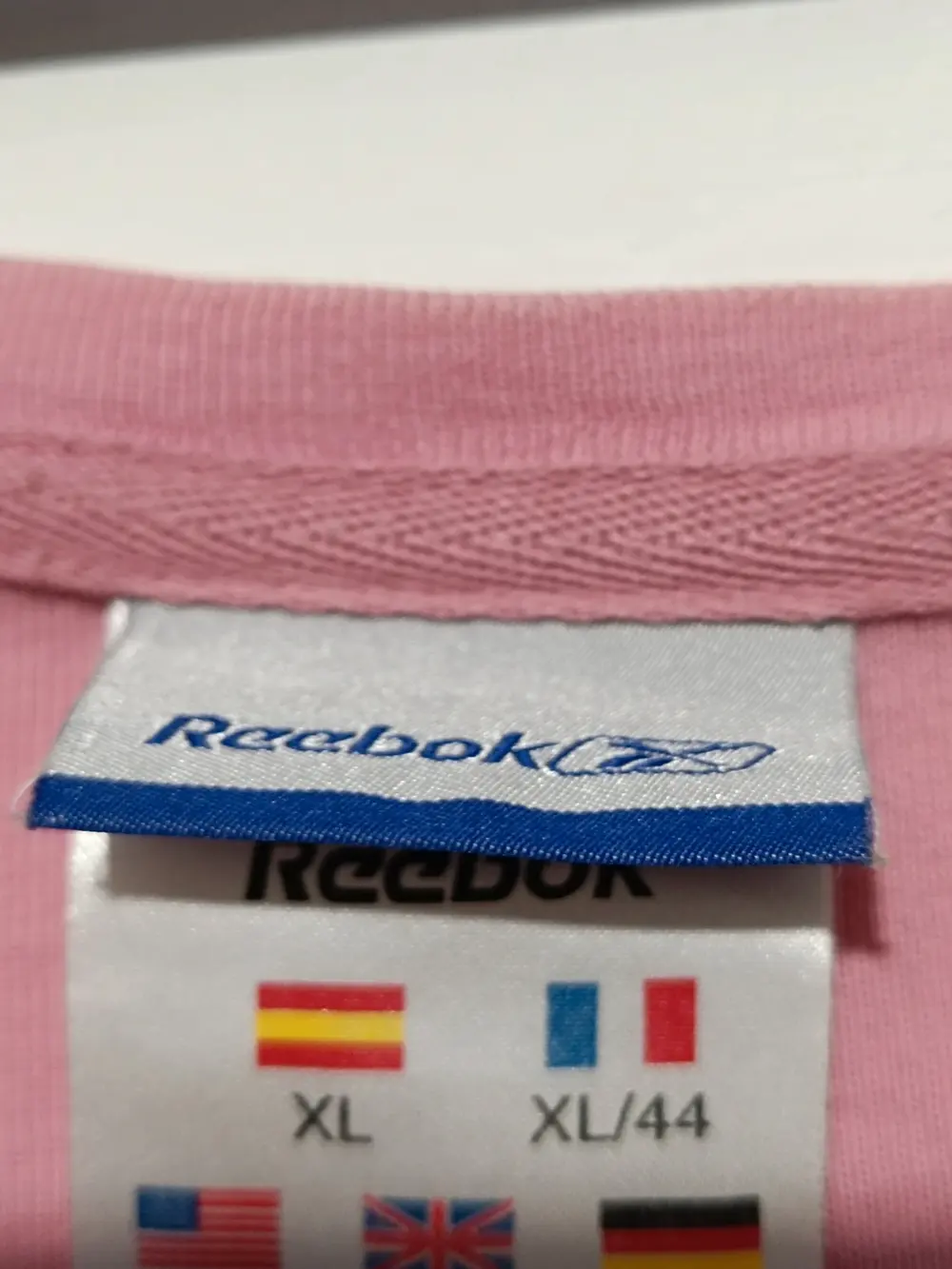 Camiseta top manga corta Reebok talla XL ver medidas, foto 4