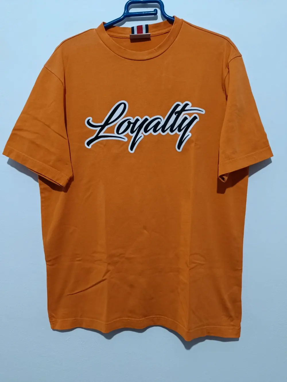 Camiseta manga corta Tommy Hilfiger x Lewis Hamilton Loyalty Talla M sirve para L ver medidas