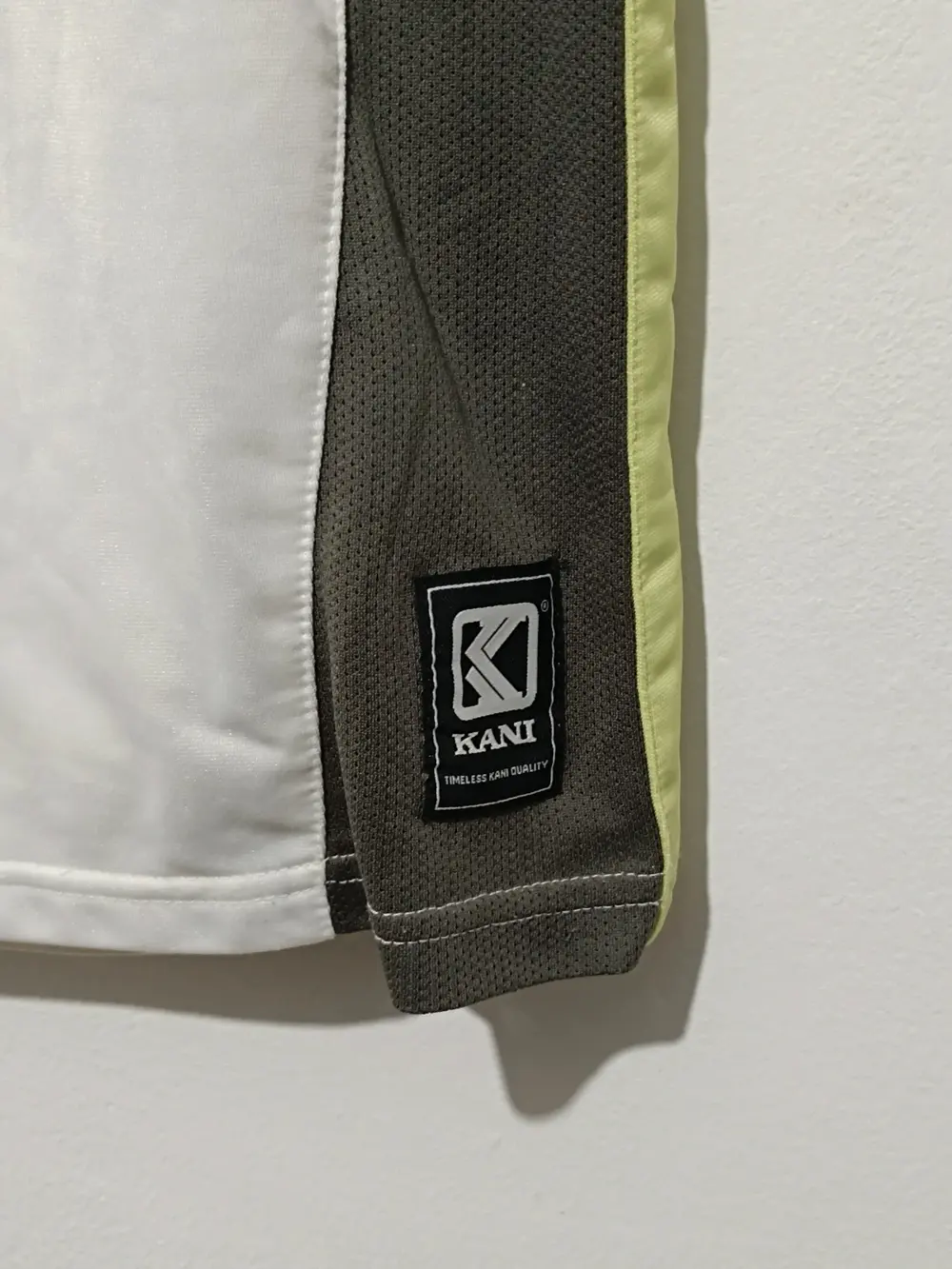 Camiseta sin mangas Karl kani talla S ver medidas, foto 2