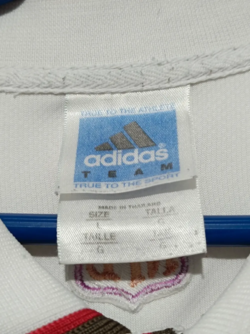 Polo vintage Adidas NFL Tampa by Buccaneers talla L sirve para XL ver medidas, foto 5